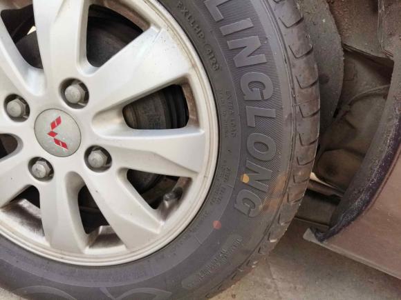 [常州·苏D] 二手五菱汽车五菱宏光2014款 1.5L S标准型