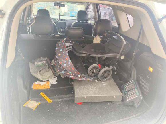 [苏州·苏E] 二手东风风光风光5802016款 1.5T CVT豪华型