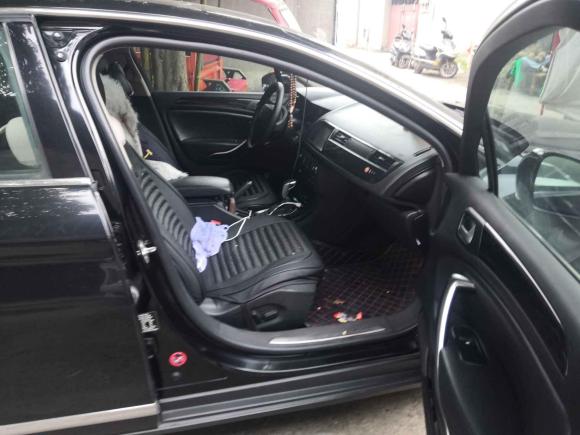 [成都·川A] 二手雪铁龙雪铁龙C52013款 2.0L 自动尊享型