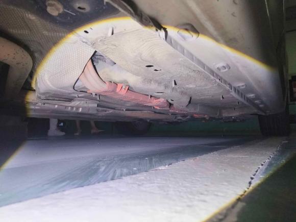 [深圳·粤B] 二手荣威荣威i6新能源2017款 45T 混动互联智尊版