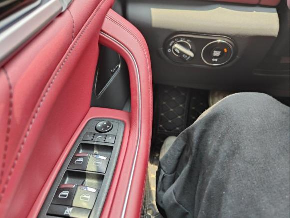 [广州·粤A] 二手玛莎拉蒂Levante2022款 2.0T GT锋芒版