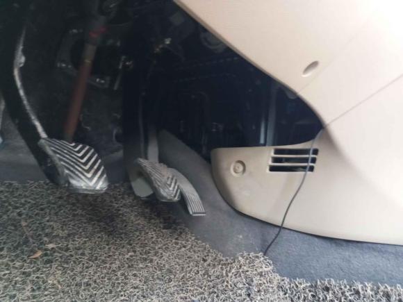 [宁波·浙D] 二手现代瑞纳2010款 三厢 1.4L 手动豪华型GLS