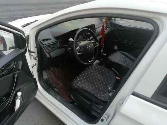 [杭州·浙A] 二手宝骏宝骏3102016款 1.2L 手动舒适型