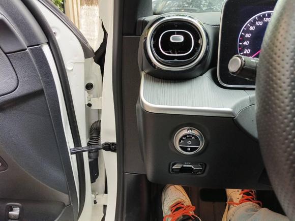 [苏州·苏E] 二手奔驰奔驰C级2022款 C 200 L 运动版