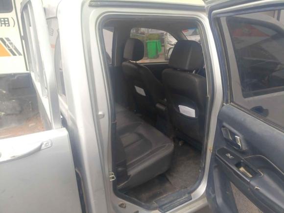 [青岛·鲁B] 二手长城风骏52021款 2.4L汽油四驱进取型大双排国VI 4K22D4M