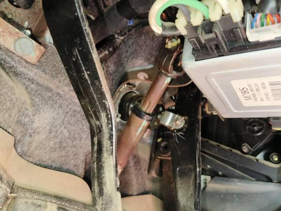 [济南·鲁A] 二手现代朗动2015款 1.6L 手动领先型