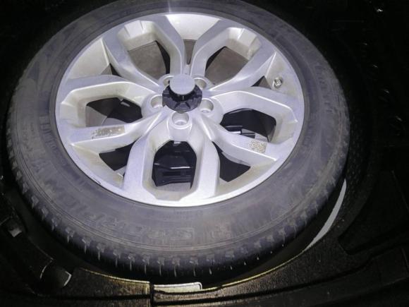 [上海·沪B] 二手路虎发现神行2015款 2.0T SE