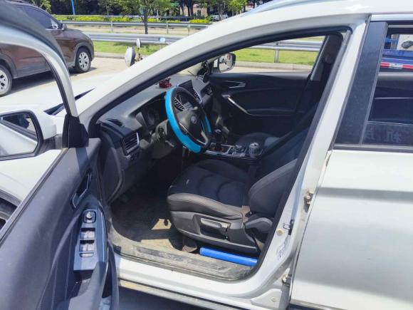 [苏州·豫N] 二手一汽森雅R92018款 1.2T 手动尊贵智悦型