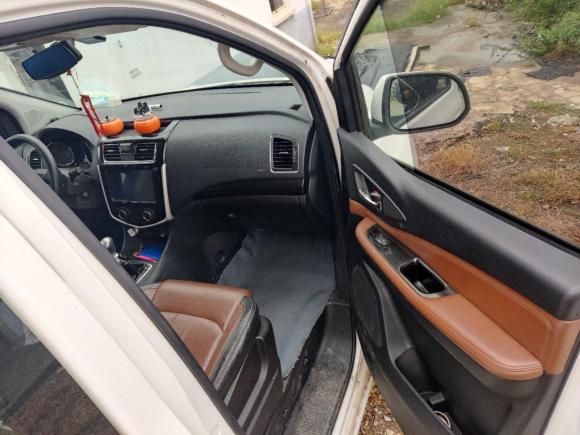 [苏州·苏E] 二手东风风行风行F6002016款 F600L 1.5T 豪华型