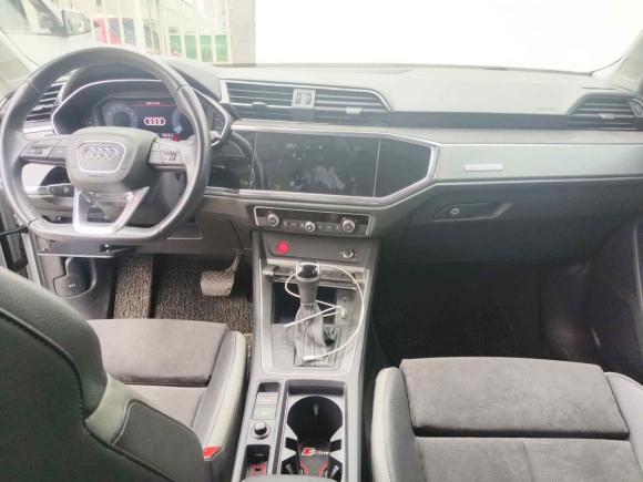 [杭州·浙A] 二手奥迪奥迪Q32019款 40 TFSI 时尚动感型
