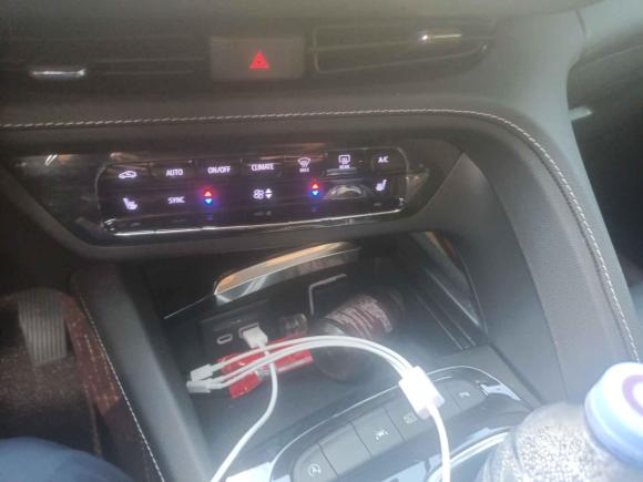 [深圳·粤B] 二手别克昂科威2021款 昂科威Plus 652T 七座豪华型