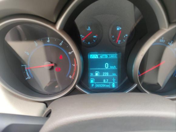 [深圳·赣A] 二手雪佛兰科鲁兹2015款 1.5L 经典 SE AT