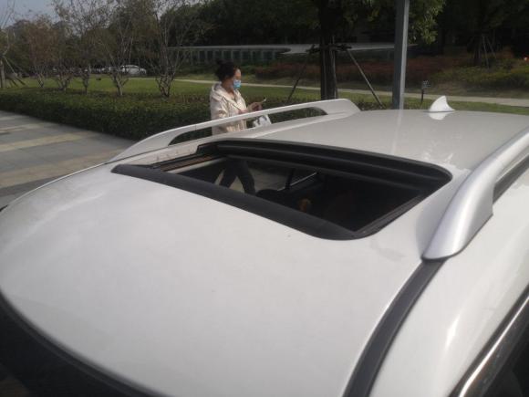 [无锡·苏B] 二手名爵名爵3SW2015款 1.5L AMT精英型