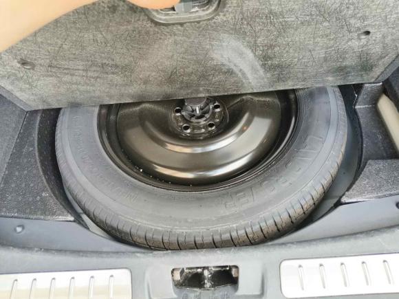 [南昌·赣A] 二手路虎揽胜极光2018款 240PS SE 智耀版