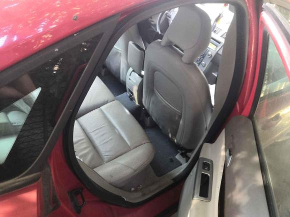 [温州·浙C] 二手沃尔沃沃尔沃S402007款 2.5L T5