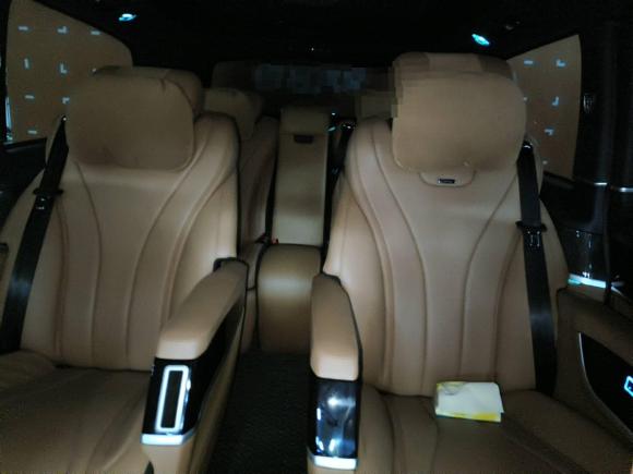 [合肥·皖A] 二手奔驰奔驰V级2021款 V 260 L 长轴距尊贵版