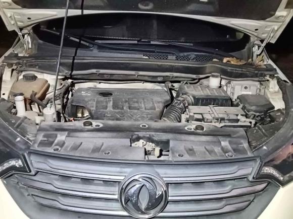 [苏州·闽J] 二手东风风神东风风神AX72015款 2.0L 手动智逸型