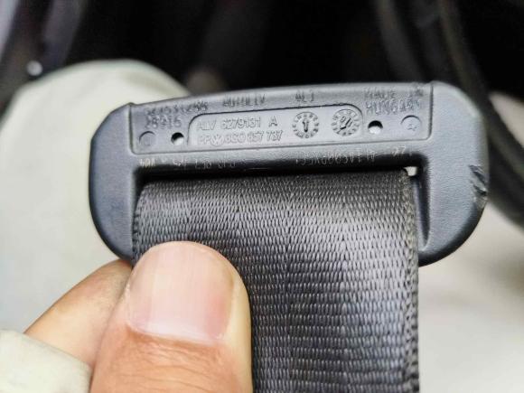 [南昌·赣A] 二手奥迪奥迪A4L2017款 40 TFSI 时尚型