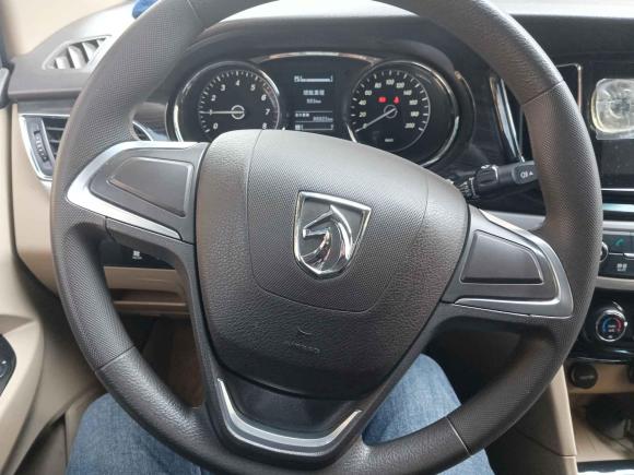 [南京·苏A] 二手宝骏宝骏7302016款 1.8L 手动舒适型 7座