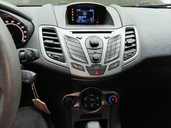 [成都·川A] 二手福特嘉年华2013款 两厢 1.5L 自动时尚型