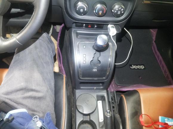 [合肥·皖A] 二手Jeep自由客2015款 2.0L 运动版