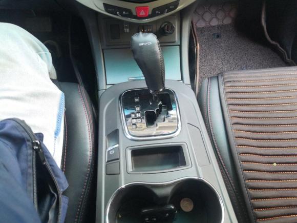 [合肥·皖A] 二手比亚迪比亚迪S72015款 2.0T 升级版 自动旗舰型