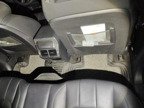 [上海·沪A] 二手路虎揽胜极光2018款 240PS SE 智耀版