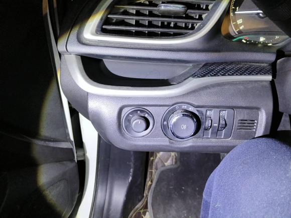 [南京·苏N] 二手别克英朗2015款 15N 自动豪华型