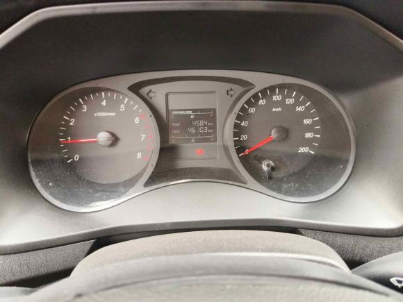 [上海·湘F] 二手五菱汽车五菱宏光PLUS2019款 1.5T 手动标准型 7座