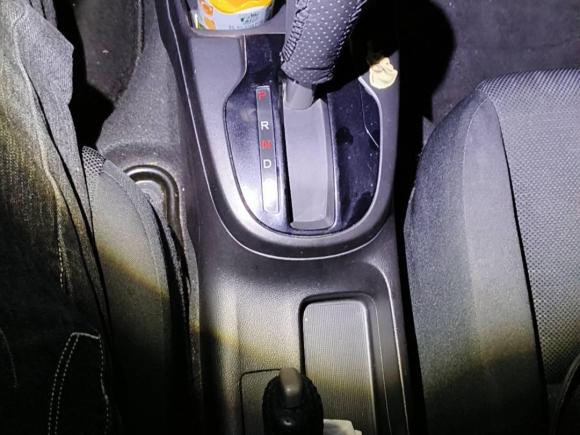 [上海·皖J] 二手本田飞度2014款 1.5L LX CVT舒适型