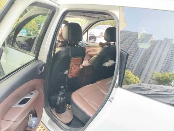 [杭州·浙A] 二手东风风行景逸X52016款 1.6L 手动尊享型