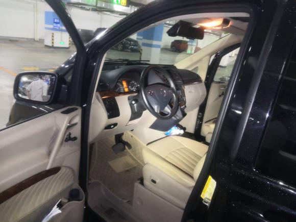 [佛山·粤E] 二手奔驰唯雅诺2011款 2.5L 尊贵版