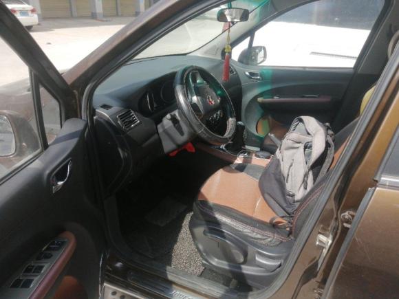 [广州·粤B] 二手东风风行景逸X52015款 1.6L 手动尊享型