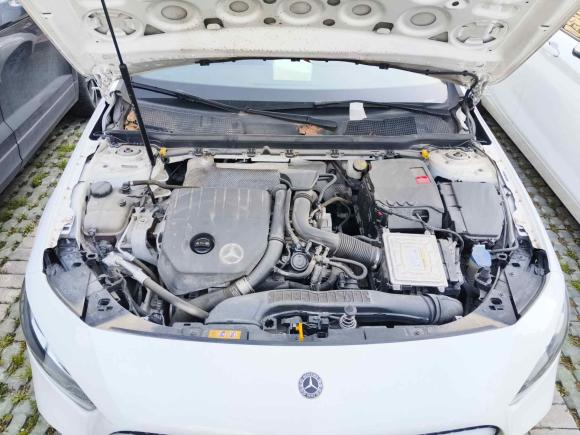 [台州·浙J] 二手奔驰奔驰A级2020款 改款 A 180 L 运动轿车特殊配置