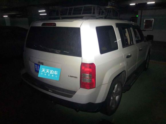 [合肥·鄂A] 二手Jeep自由客2015款 2.0L 运动版