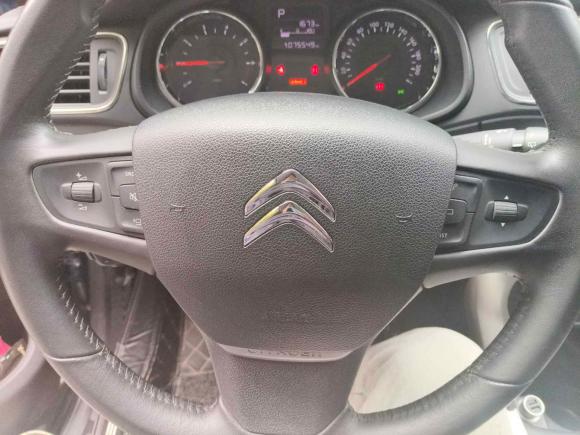 [深圳·粤B] 二手雪铁龙雪铁龙C3-XR2015款 1.6THP 自动先锋型