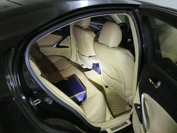 [广州·粤A] 二手雷克萨斯雷克萨斯IS2006款 300