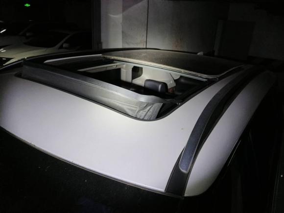 [成都·川A] 二手众泰众泰T7002017款 1.8T 双离合尊享型