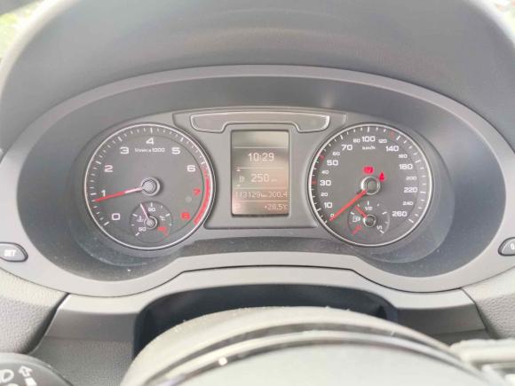 [佛山·粤E] 二手奥迪奥迪Q32016款 35 TFSI 时尚型