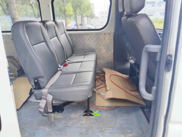 [常州·苏D] 二手东风御风御风2014款 2.5T御利宝物流车中轴中顶ZD25