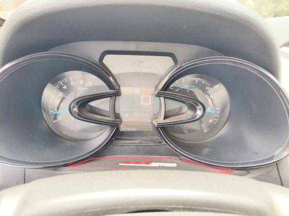 [芜湖·皖E] 二手东风风神东风风神AX72015款 2.0L 自动智逸型