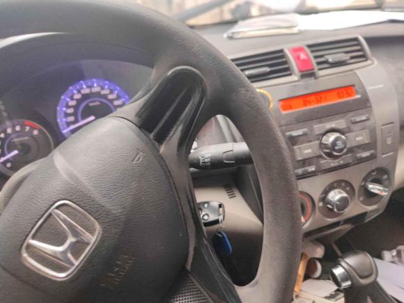 [义乌·浙A] 二手本田锋范经典2014款 风尚 1.5L 自动精英版