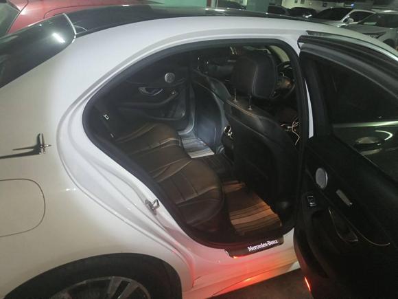 [青岛·鲁B] 二手奔驰奔驰C级2018款 C 200 L 运动版