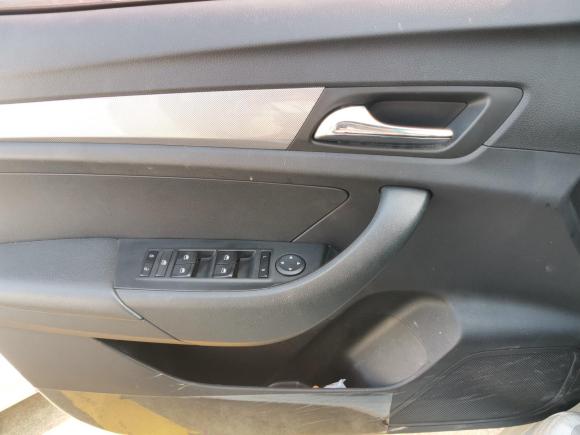 [苏州·苏E] 二手荣威荣威3602018款 PLUS 1.5L 手动尊享版