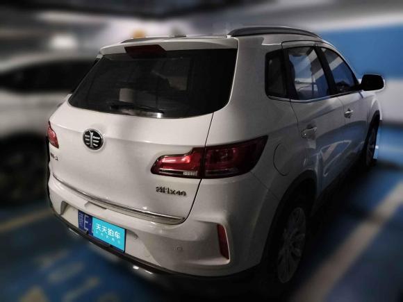 [南昌·赣E] 二手奔腾奔腾X402017款 1.6L 手动舒适型