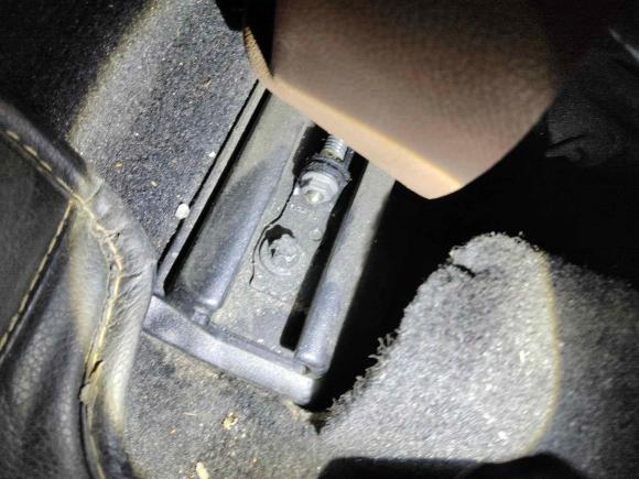 [武汉·鄂A] 二手奔驰奔驰E级2019款 E 300 L 运动时尚型