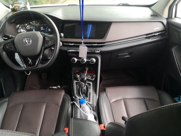 [上海·沪C] 二手长安长安CS152019款 1.5L 手动悦享型 国VI