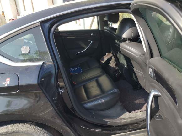 [广州·粤K] 二手雪铁龙雪铁龙C52014款 2.0L 自动尊享型