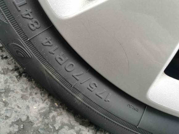 [成都·川A] 二手起亚起亚K22011款 三厢 1.4L MT GLS