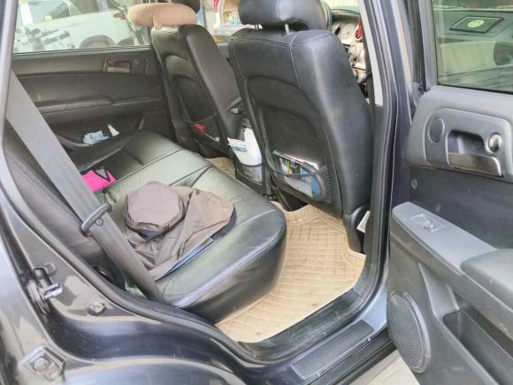 [武汉·鄂A] 二手双龙爱腾2011款 2.0T 两驱精英柴油版